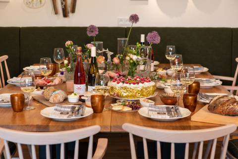 "Saarländisches Schüsseltreiben - Probier dich durchs Saarland" -Tafel image