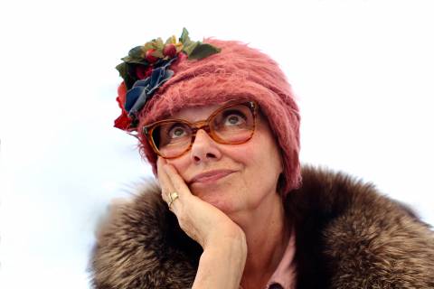 Comedy Dinner Jolanda Jochnachel image