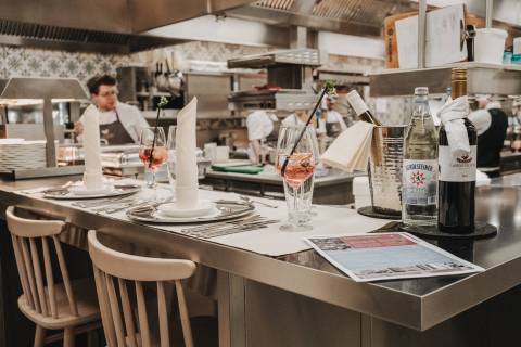 Christians Küchentisch image