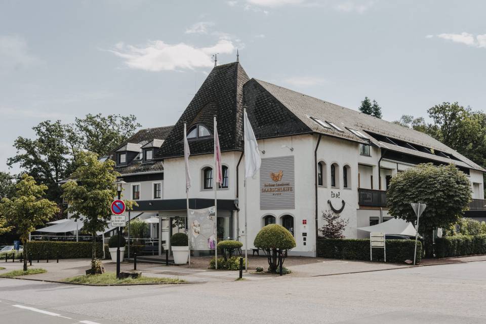 Unser Landhotel Saarschleife: Mehr über Ihre Gastgeber - Hotel zur Saarschleife